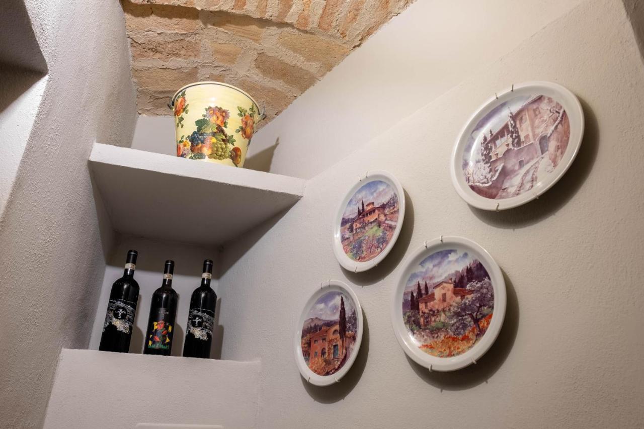 Alla Torre - Nel Cuore Del Borgo Storico Кастаньоле-Ланце Экстерьер фото