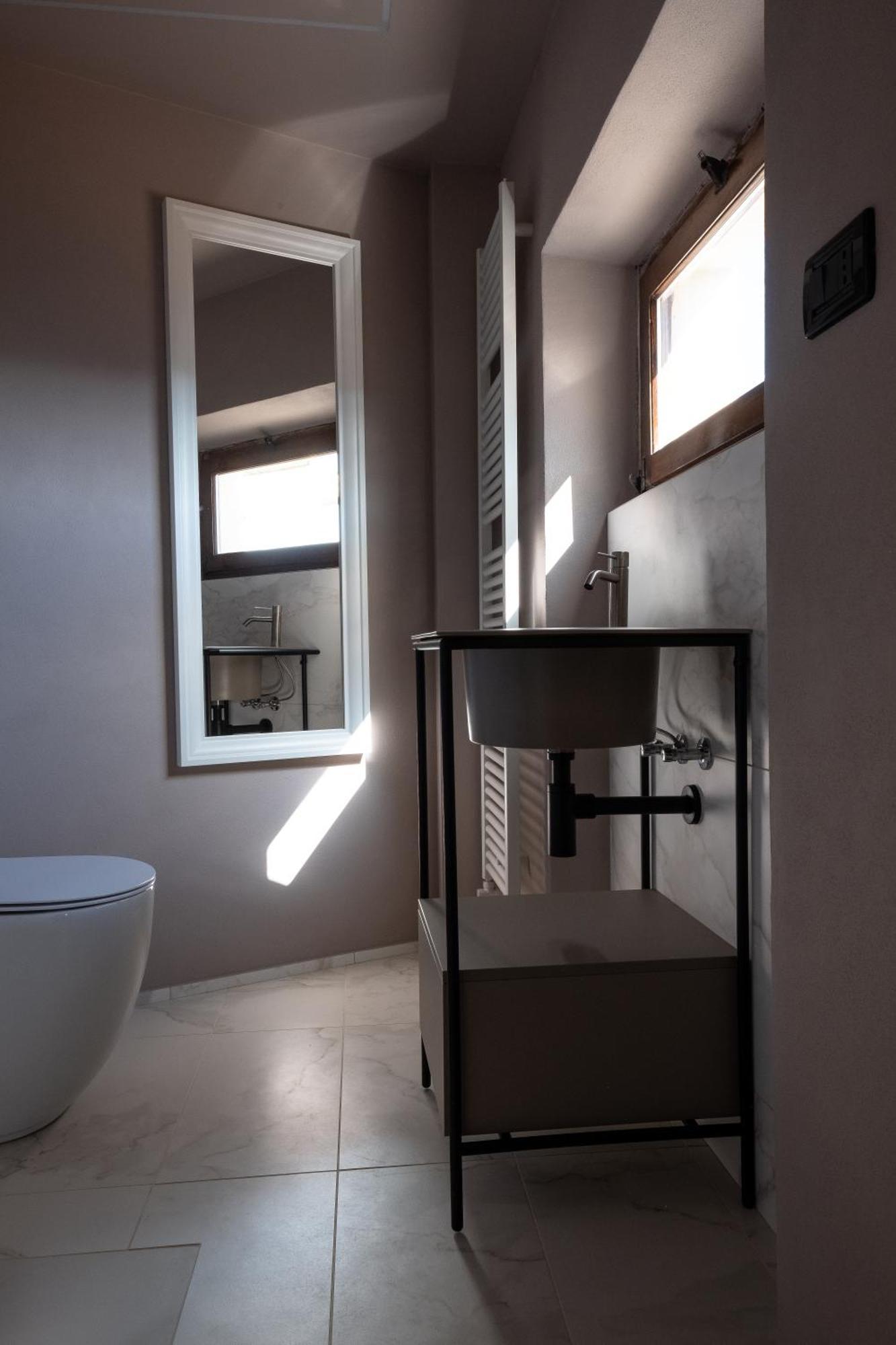 Alla Torre - Nel Cuore Del Borgo Storico Кастаньоле-Ланце Экстерьер фото